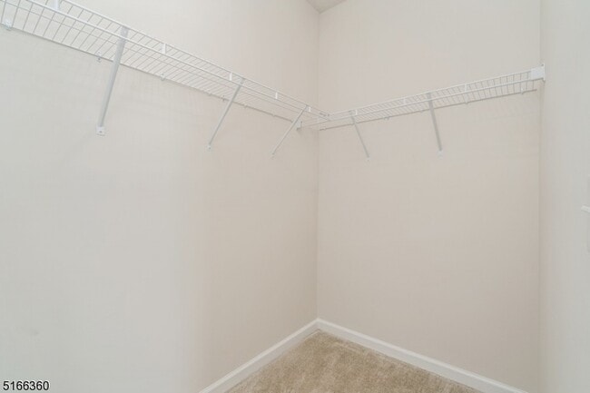 Building Photo - 43 S Davenport St