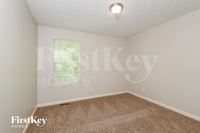 Building Photo - 2430 Century Ln