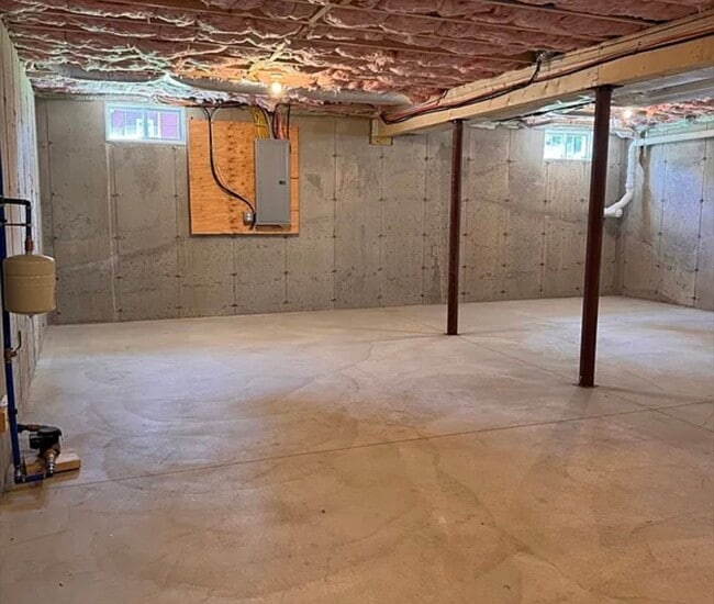 Building Photo - 36 Restful Ln