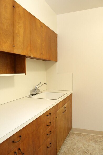 Building Photo - 3507 SW 11th Ave