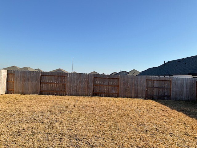 Building Photo - 1627 Birch Wood Dr