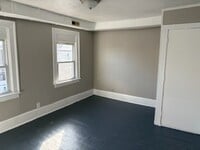 Building Photo - 104 Steuben St