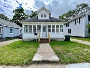 Building Photo - Two Bedroom Home in Muskegon