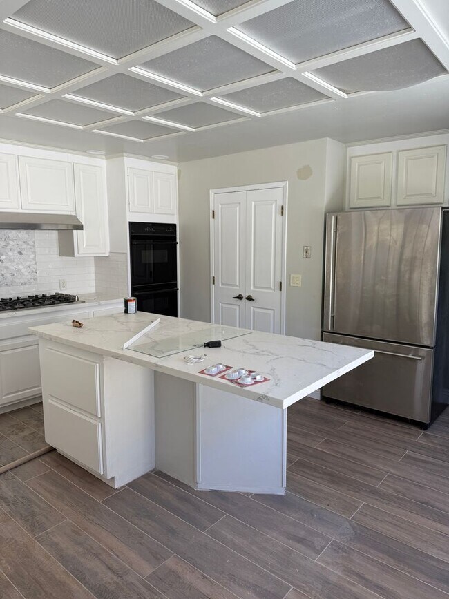 Building Photo - Beautiful 4/2.5 Granite Bay Home