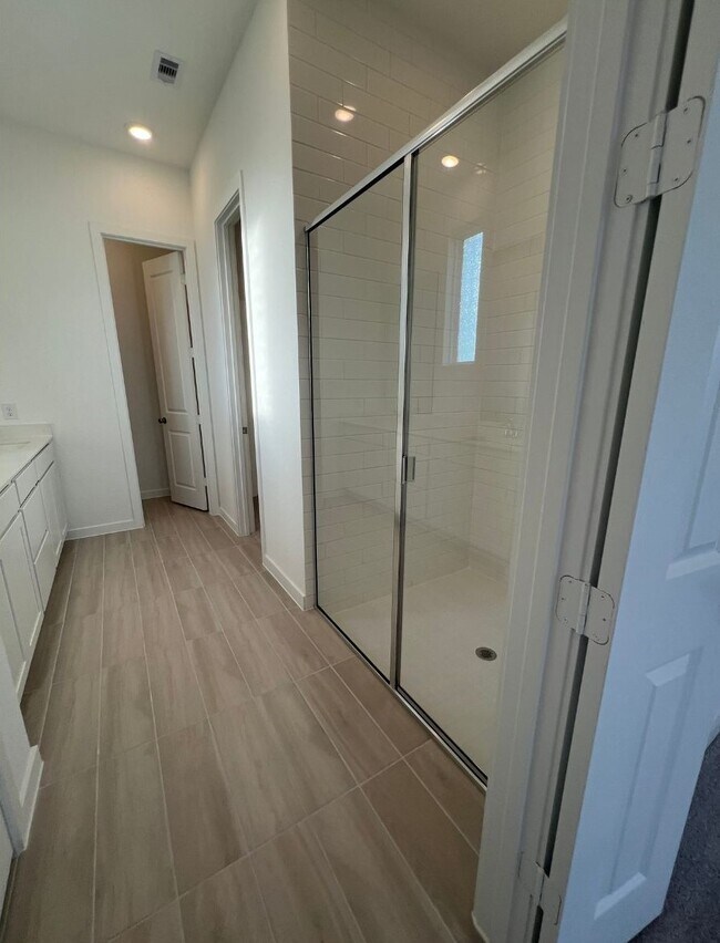 Building Photo - 4045 Centennial Ridge Dr