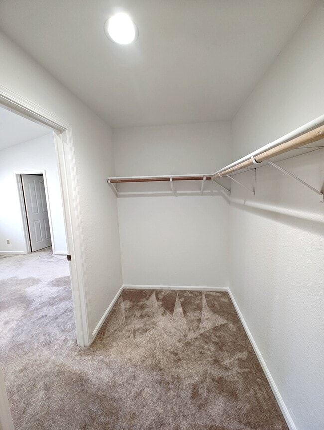 Building Photo - 4378 Conejo Dr