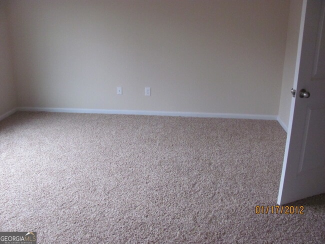 Building Photo - 4 War Admiral Ln