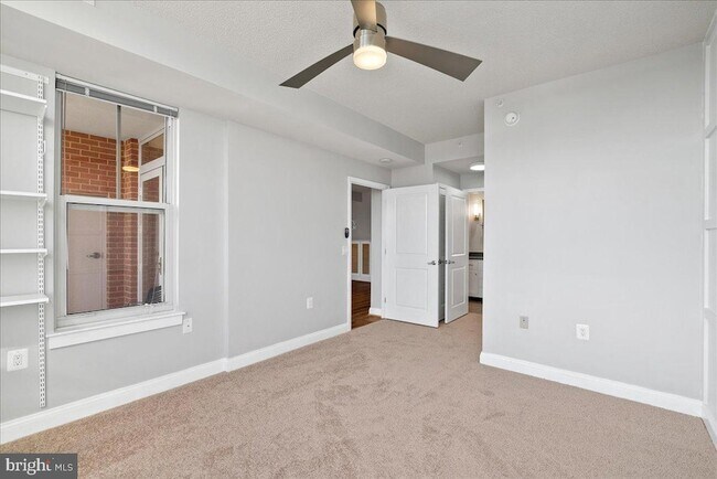 Building Photo - 11760 Sunrise Valley Dr