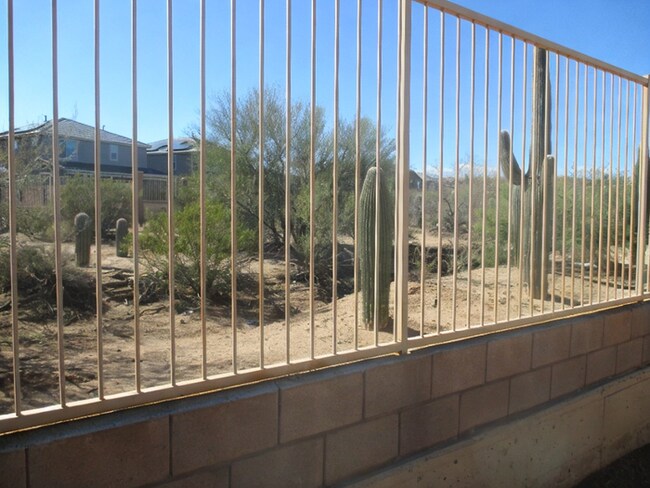 Building Photo - Beautiful 3 Bedroom-2 Bath House, Sahuarita Arizona