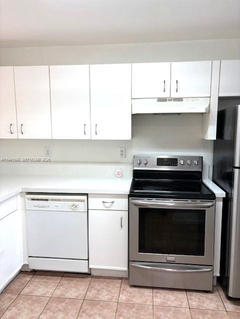 Building Photo - 14045 SW 121st Pl