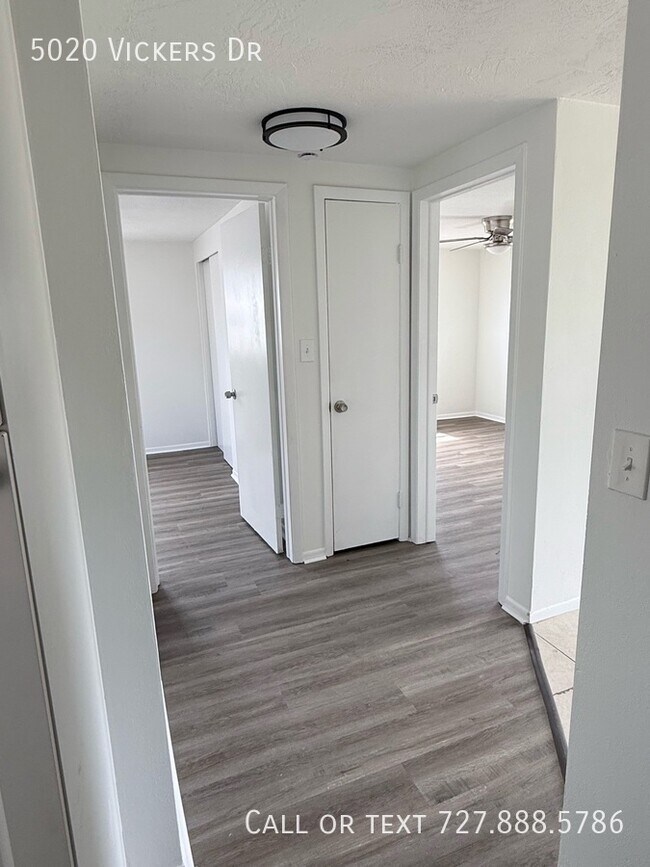 Building Photo - 5020 Vickers Dr