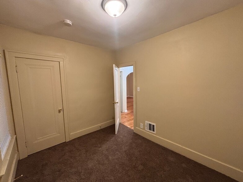 Building Photo - 16174 Princeton St