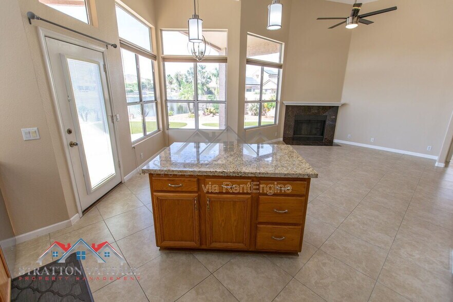 Building Photo - 6152 W Irma Ln