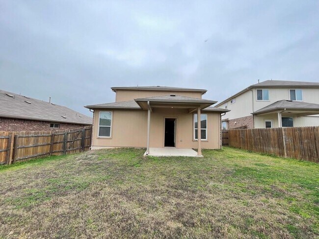 Building Photo - 120 Kingfisher Ln