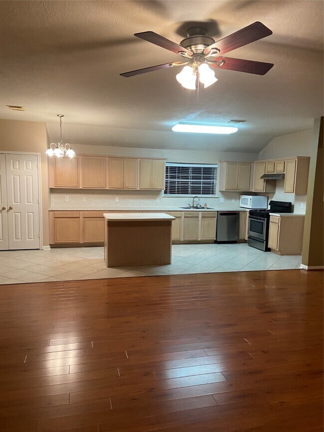 Building Photo - 5406 Meadow Canyon Dr