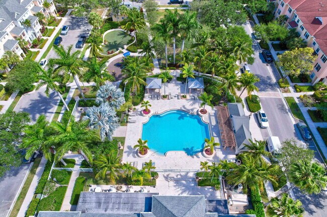 Building Photo - 275 Murcia Dr