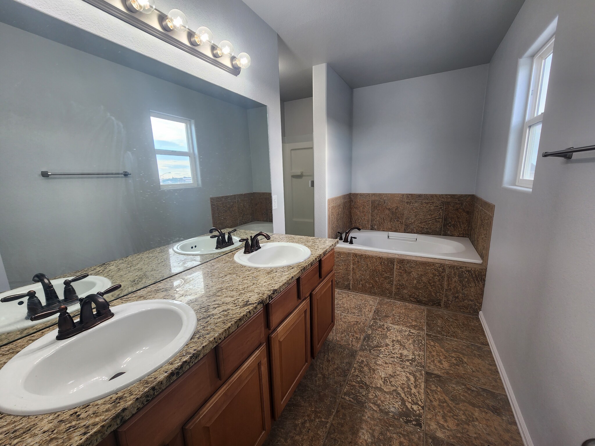 Building Photo - 7828 Chasewood Loop