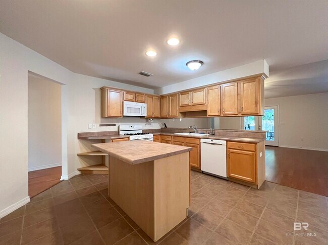 Building Photo - 31565 Heidelbrook Loop