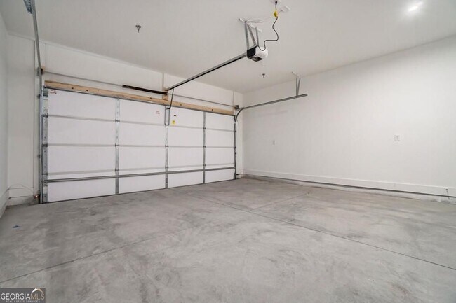 Building Photo - 1829 Gotham Ln NE