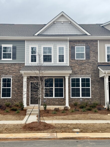 Building Photo - 5224 Kinsbridge Dr