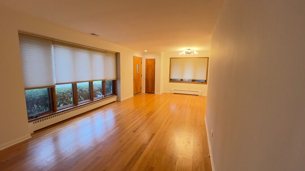 Building Photo - 2187 Scott Rd