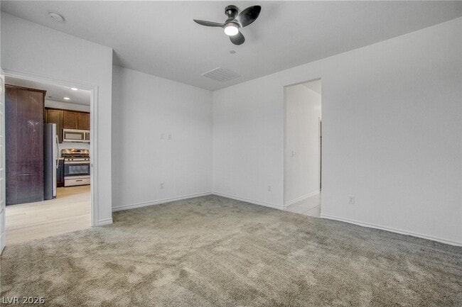 Building Photo - 9770 Redwood Cascade St