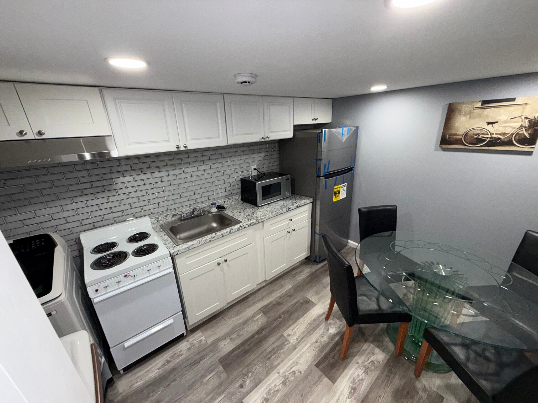 Building Photo - 8 Woody Pl