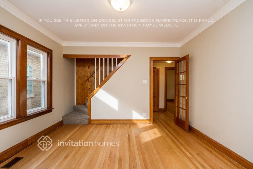 Building Photo - 1504 Clarence Ave