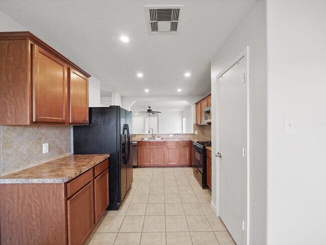 Building Photo - 21354 Beacon Springs Lane