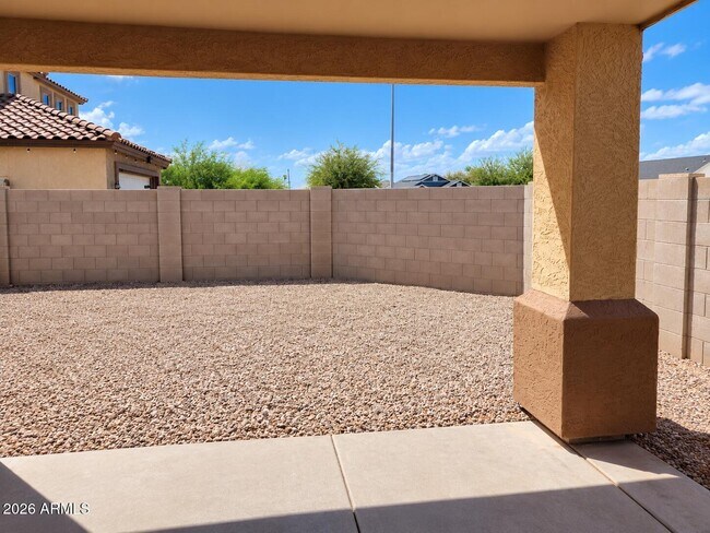 Building Photo - 5830 S 11th Dr