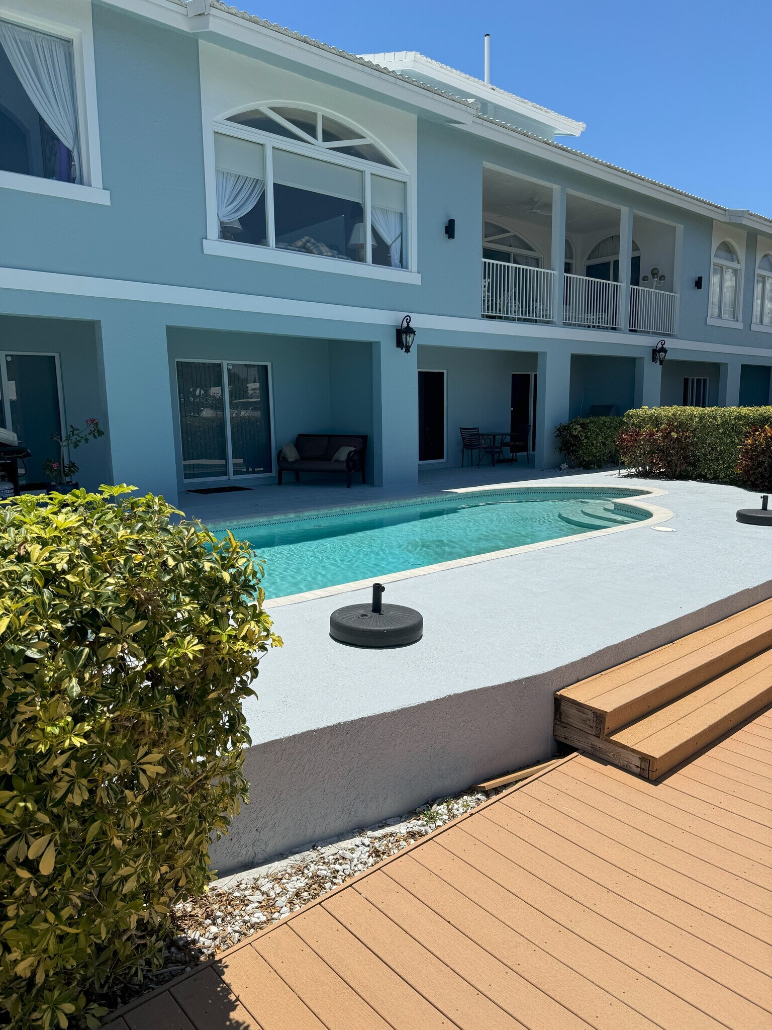 Building Photo - 2713 NE 28th Ct