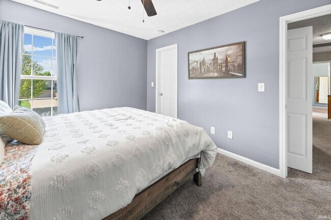 Building Photo - Beautiful South Lafayette Home Near Sterling Heights Park