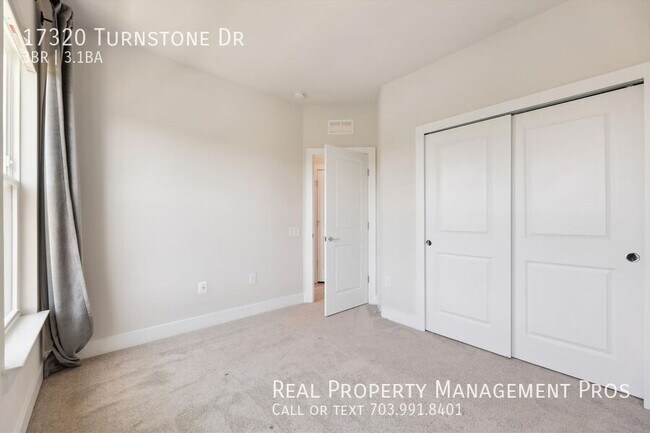Building Photo - 17320 Turnstone Dr