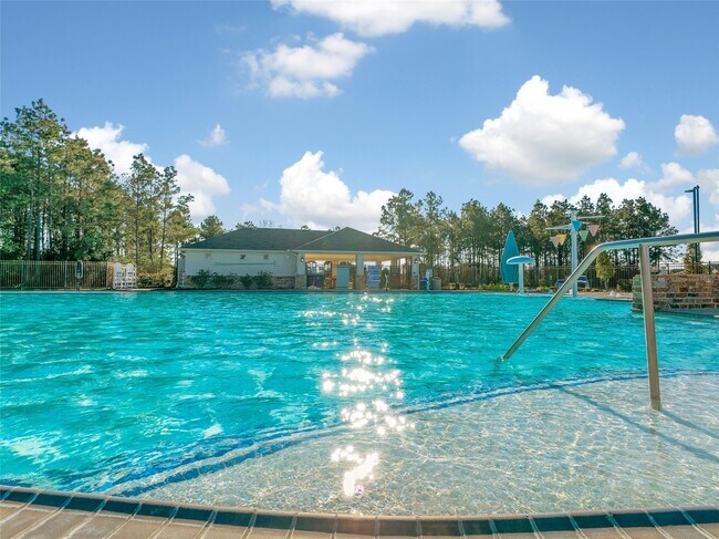 Building Photo - 20343 Green Mountain Dr