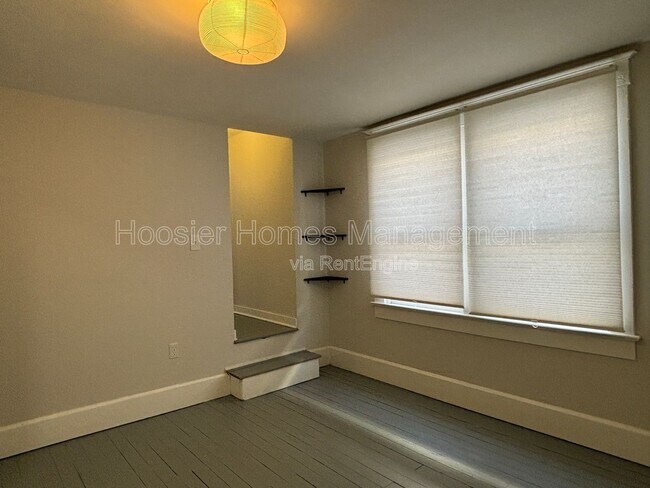 Building Photo - 1526 Bellefontaine St