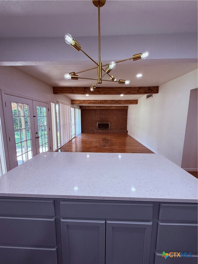 Building Photo - 2218 Terrace Dr
