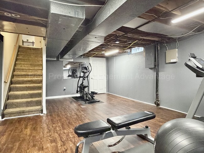 Building Photo - Spacious 4-Bedroom Colonial Minutes from Birmingham