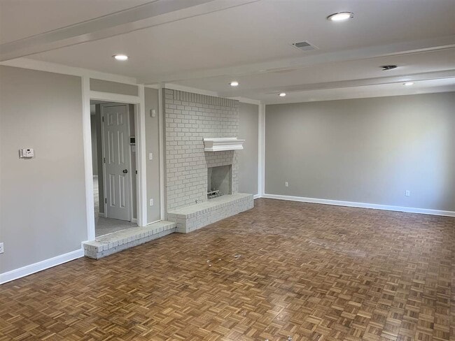 Building Photo - 2491 Turpins Glen Dr