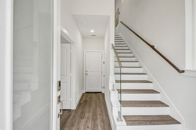 Building Photo - 6719 St Augustine St