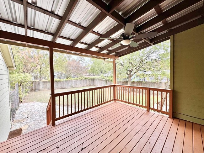 Building Photo - 1300 Crestwood Rd