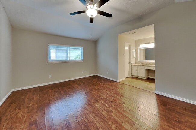 Building Photo - 21411 Golden Dove Dr