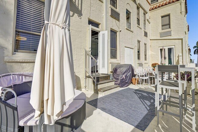 Building Photo - 235 Sunrise Ave