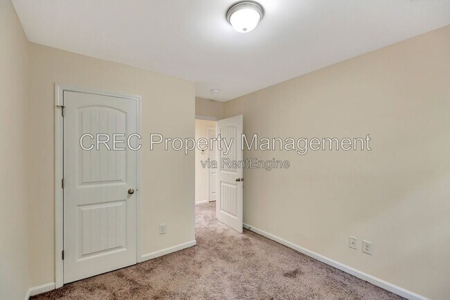 Building Photo - 140 Buchanan Cir