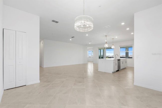 Building Photo - 15182 Bluffton Ln