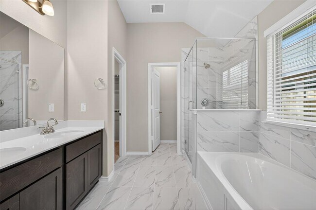 Building Photo - 20826 Wilde Redbud Trl