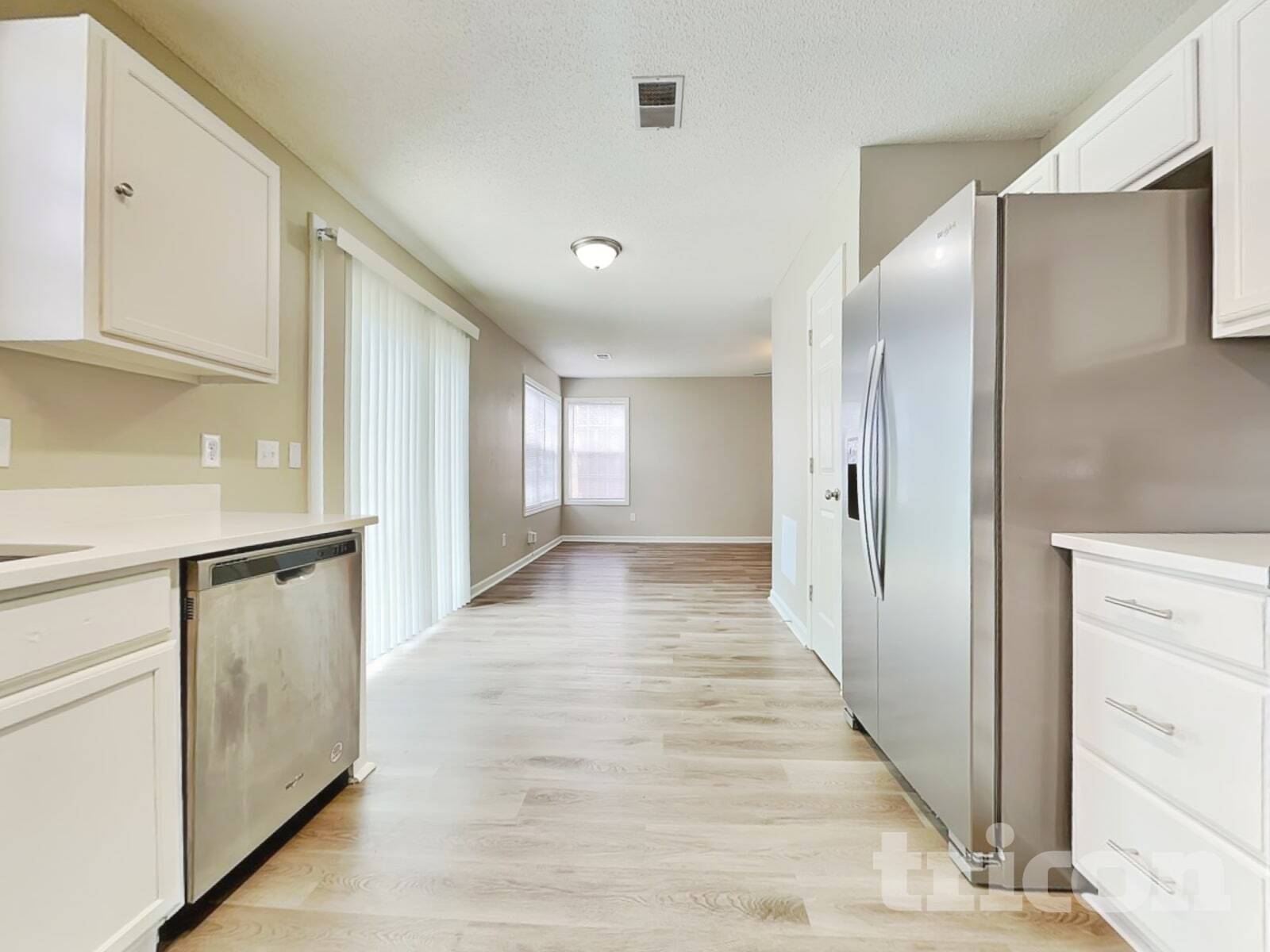 Building Photo - 208 Autumn Woods Dr