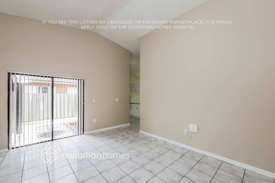 Building Photo - 14380 SW 112th Terrace