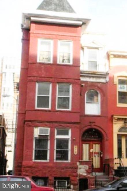 Building Photo - 819 6th St NW