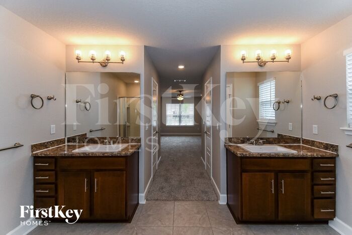 Building Photo - 7390 Zain Michael Ln