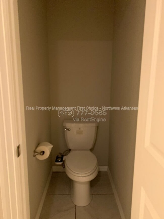 Building Photo - 2757 W Kilimanjaro Way